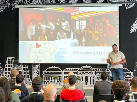 Tu media naranja de Luckia