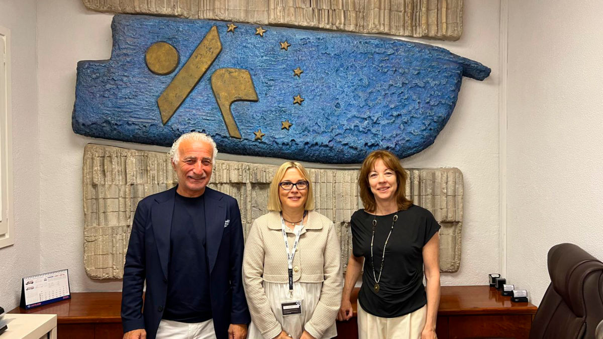 Albert Sola, presidente de Europer; Sònia Bartrés, directora de socio colectivo de PIMEC; y Susana Murciano, directora de Europer